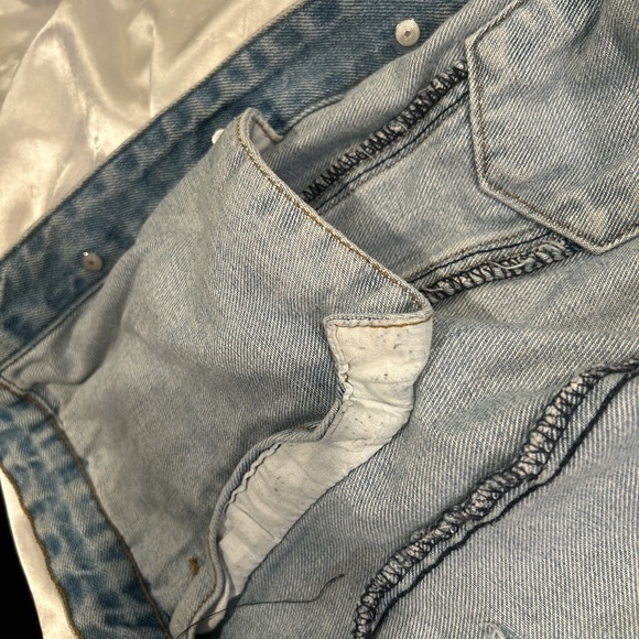 ♡distressed jean jacket ♡ - Picture 5 of 6